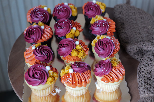 Online Cupcake Order - Cupcakes #410Featured