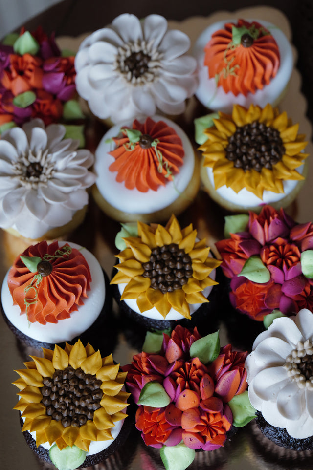 Online Cupcake Order -  Cupcakes #411Featured