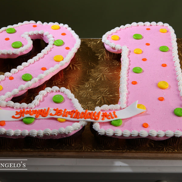 Avril's 21st Birthday | I absolutely loved making this cake … | Flickr