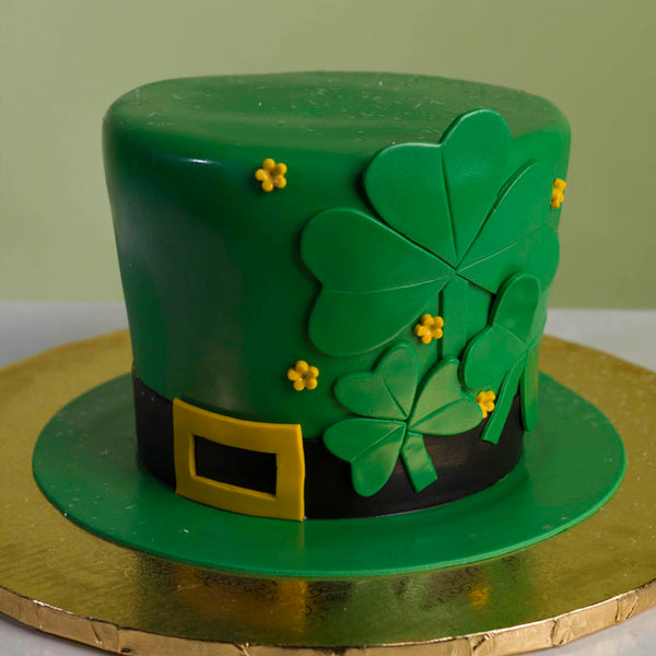 Leprechaun store hat cake